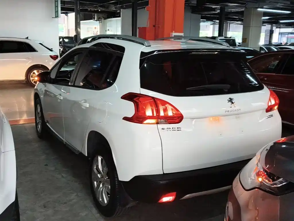 Peugeot 2008 2015