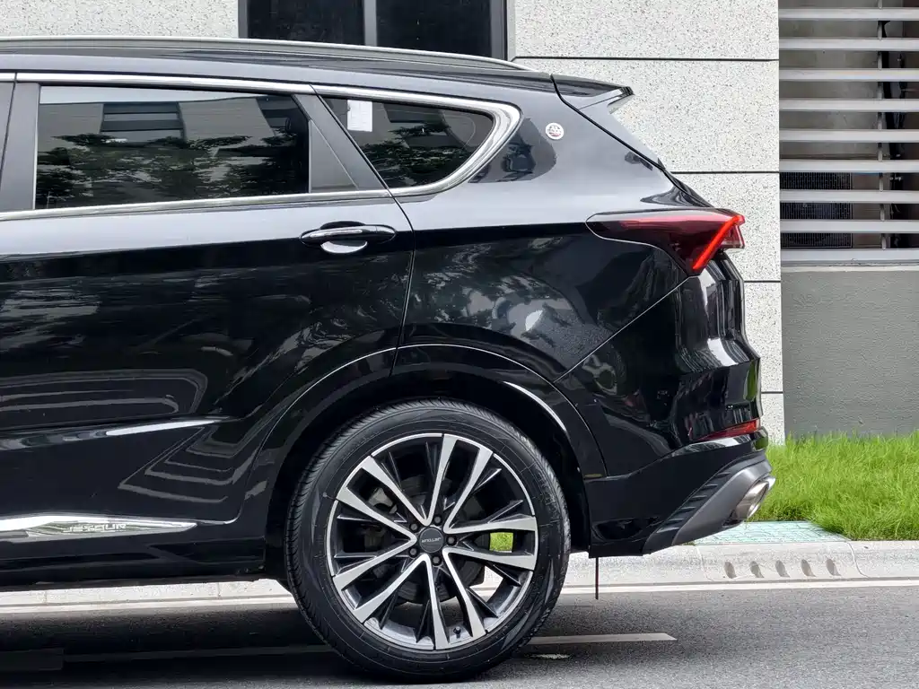 Jetour X70 PLUS 2022 — фото 19