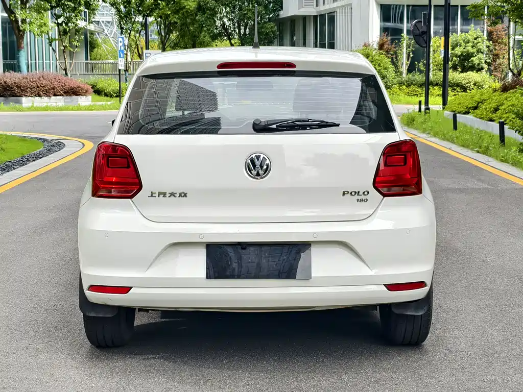 Volkswagen Polo 2018 — фото 11