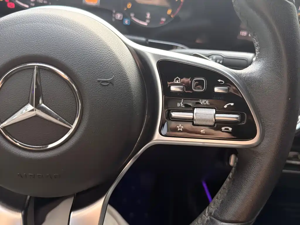Mercedes-Benz GLA 2021 — фото 18