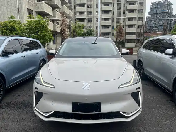 IM Motors LS7 2023