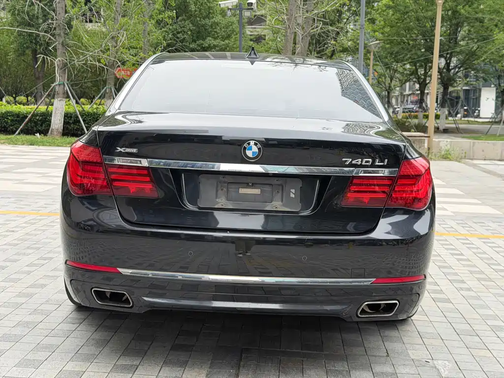 BMW 7 Series 2015 — фото 5