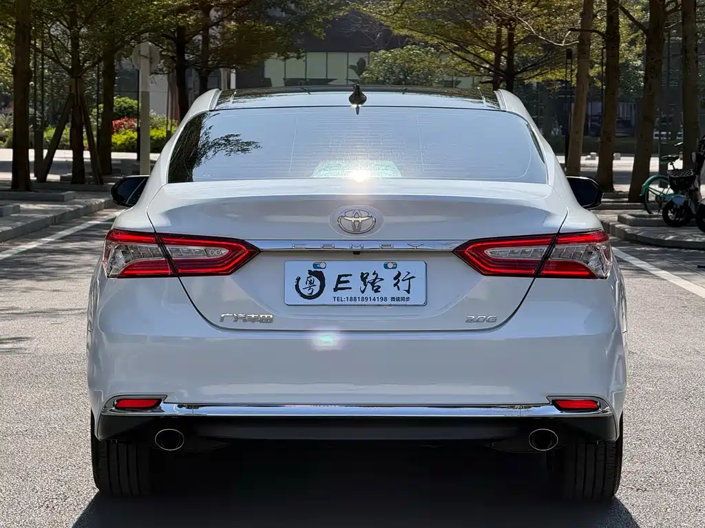 Toyota Camry 2023 — фото 33