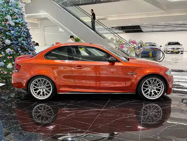 BMW 1 Series M 2011