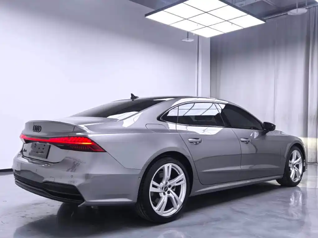 Audi A7L 2022 — фото 8