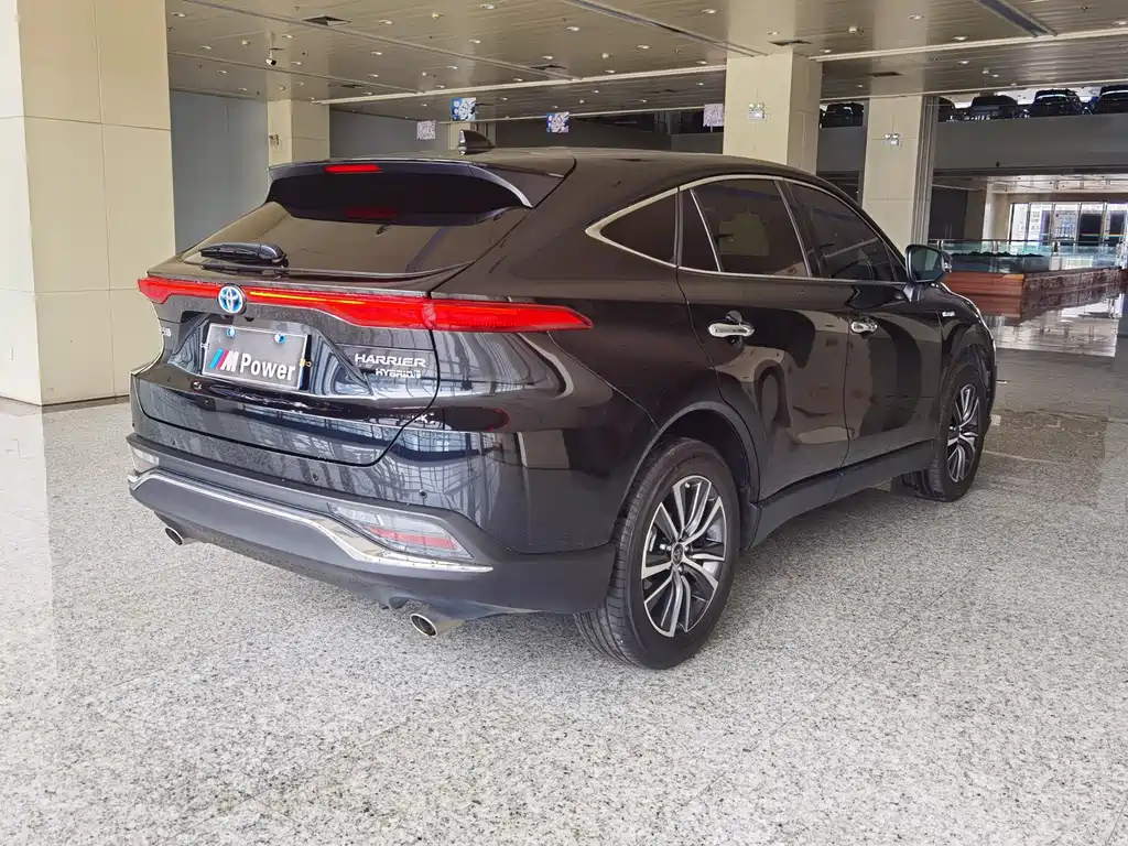 Toyota Harrier 2024 — фото 4