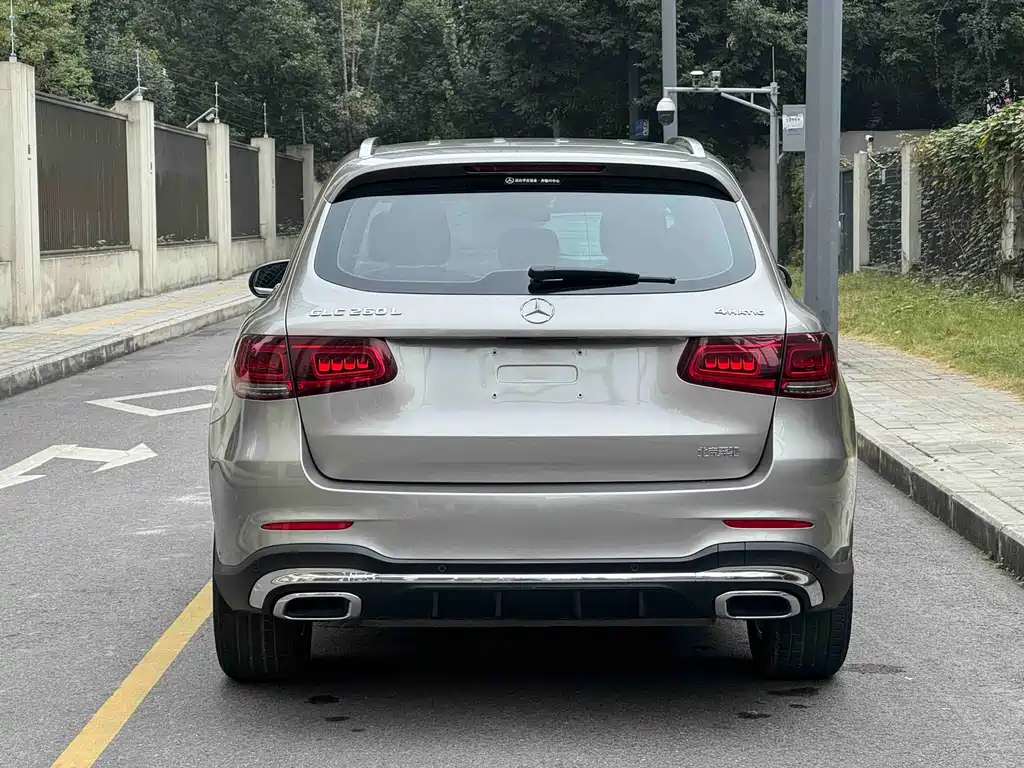 Mercedes-Benz GLC 2020 — фото 19