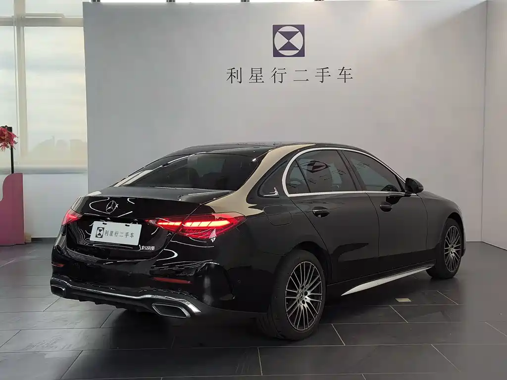 Mercedes-Benz C-Class 2023 — фото 13
