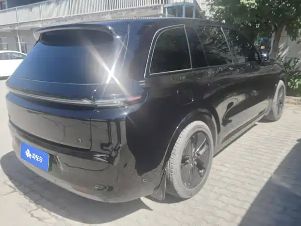 Li Auto L8 2024