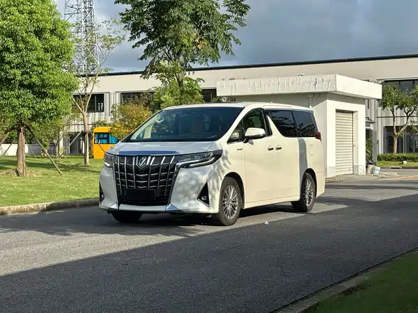 Toyota Alphard 2021