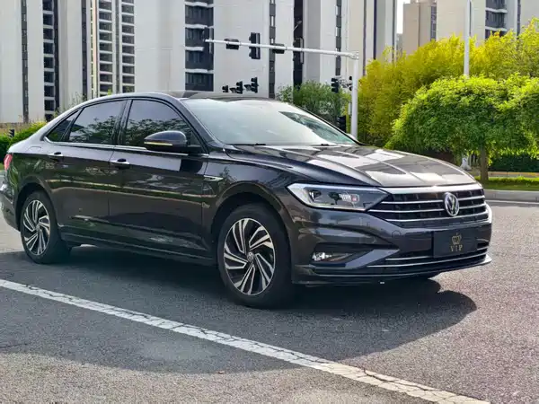 Volkswagen Sagitar 2021