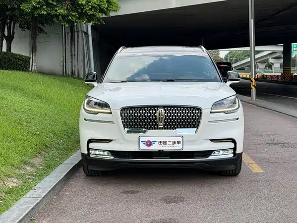 Lincoln Aviator 2021