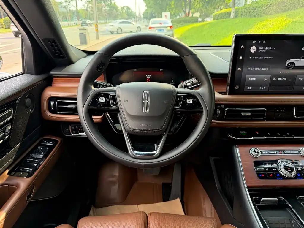 Lincoln Aviator 2021 — фото 13