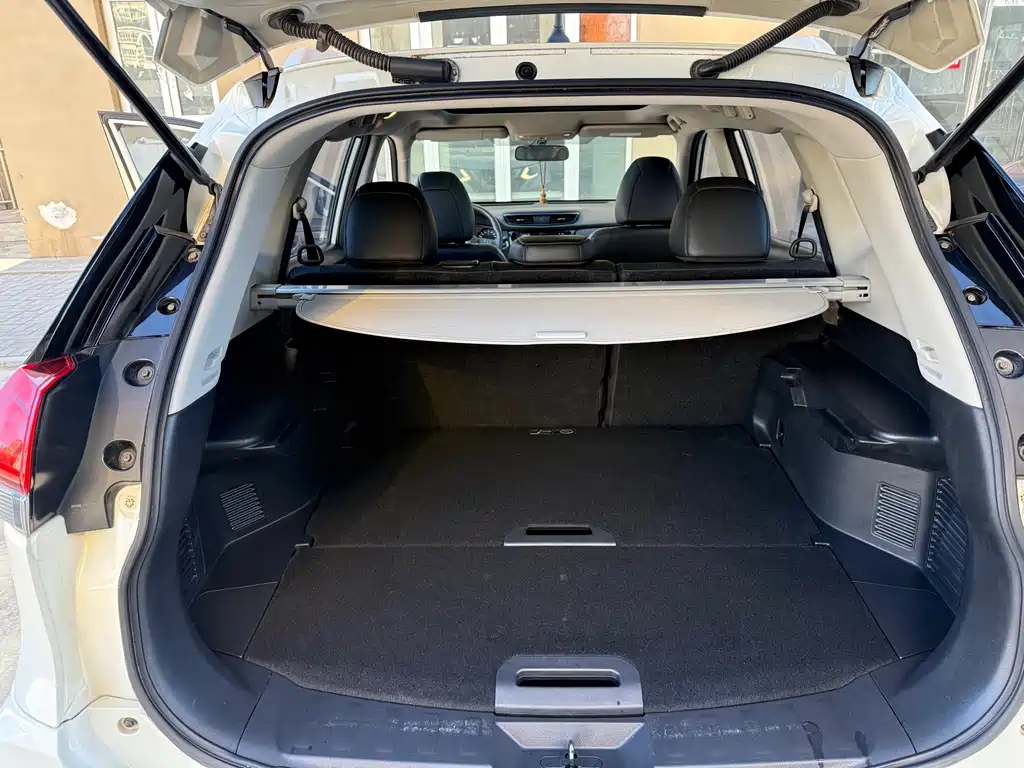 Nissan X-Trail 2017 — фото 18