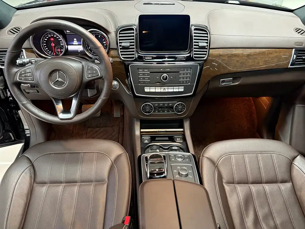 Mercedes-Benz GLS 2017 — фото 6