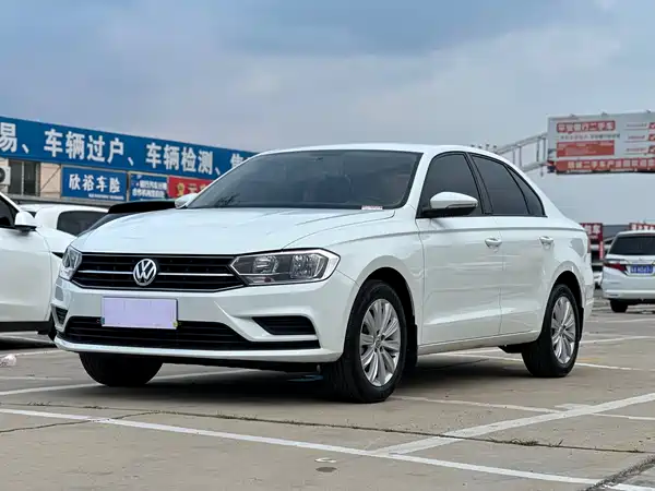 Volkswagen Bora 2023