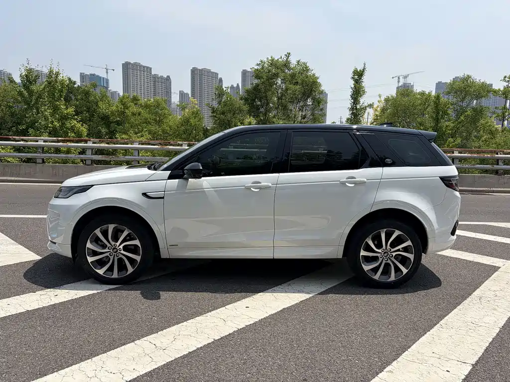 Land Rover Discovery Sport 2020 — фото 11