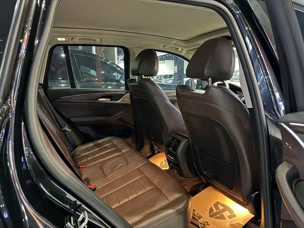 BMW X3 2020 — фото 14