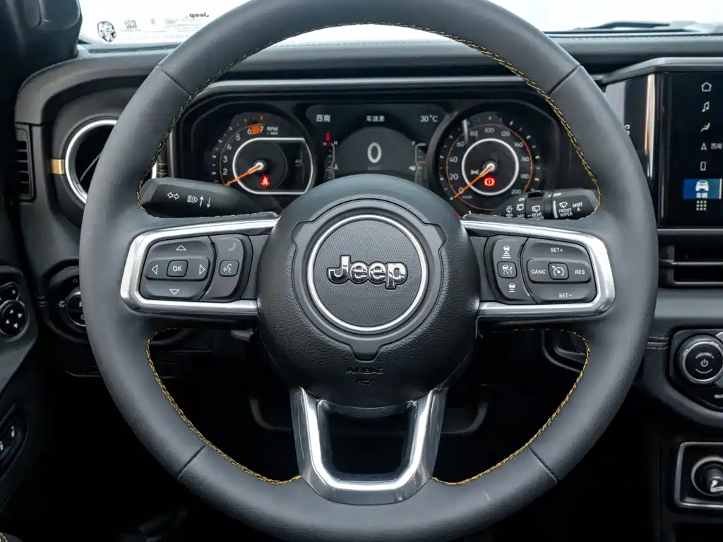 Jeep Wrangler 2025 — фото 19