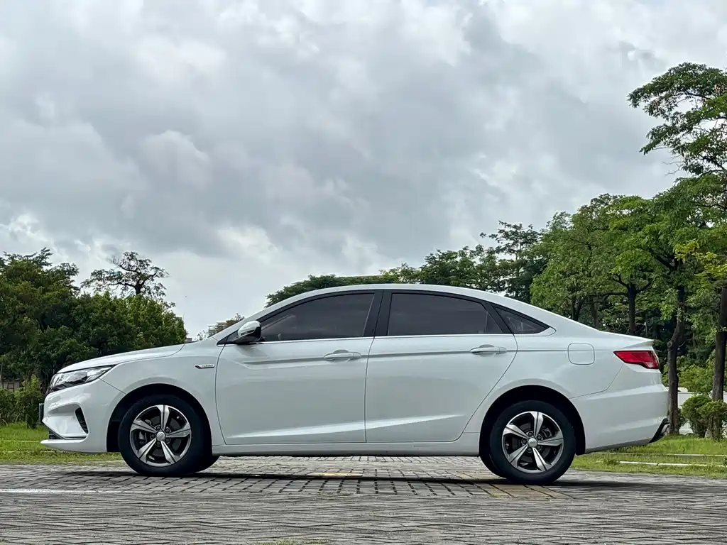 Geely Emgrand GL 2019 — фото 8