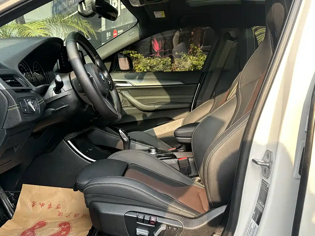 BMW X2 2023 — фото 10