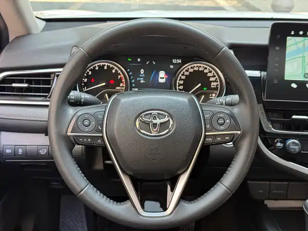 Toyota Camry 2023