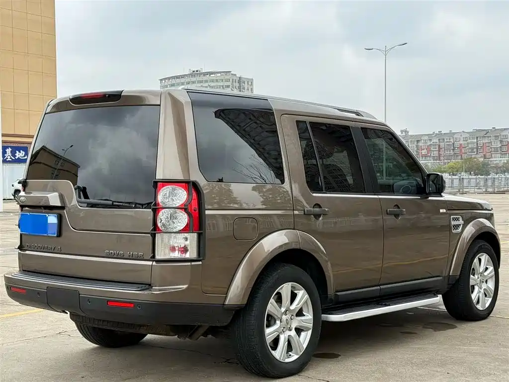 Land Rover Discovery 2013 — фото 7