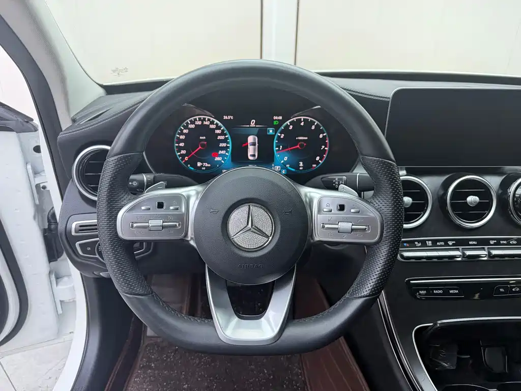 Mercedes-Benz C-Class 2021 — фото 11