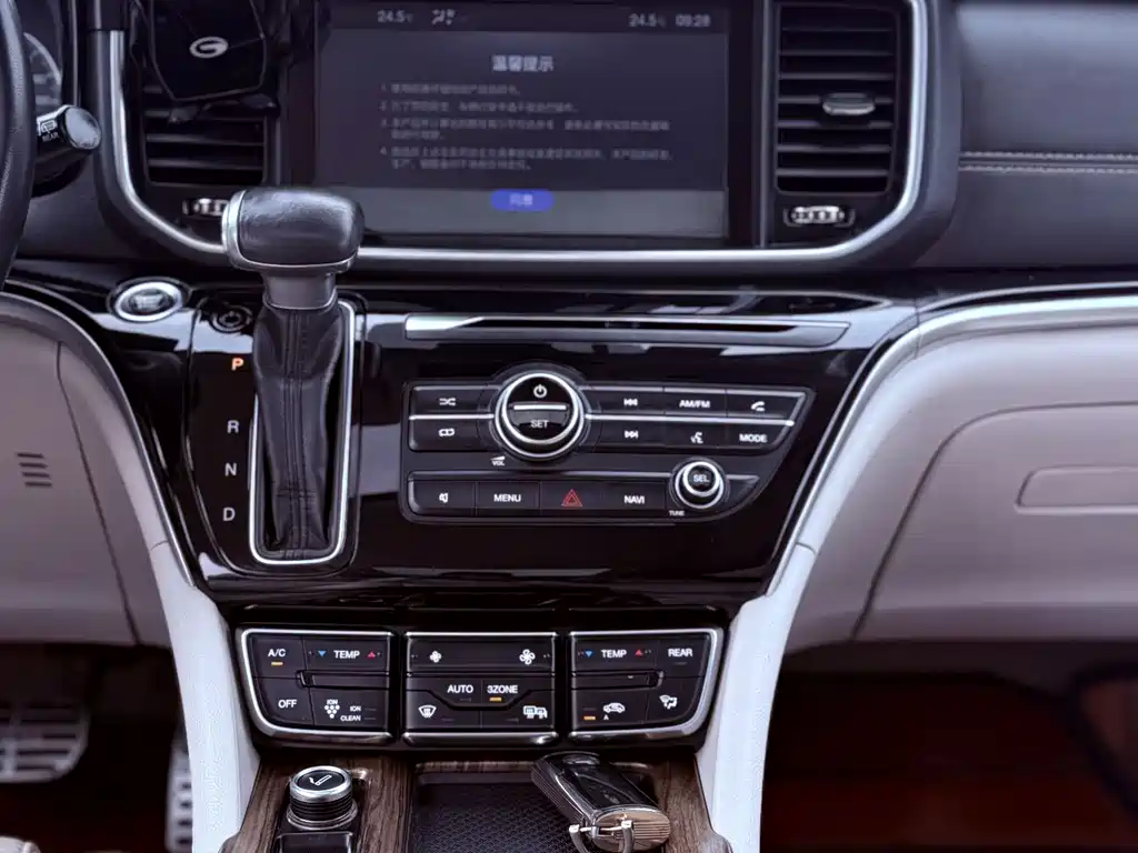 GAC Motor Trumpchi M8 2019 — фото 17