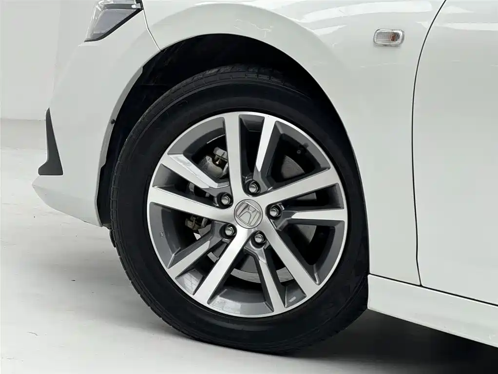 Honda Civic 2023 — фото 11
