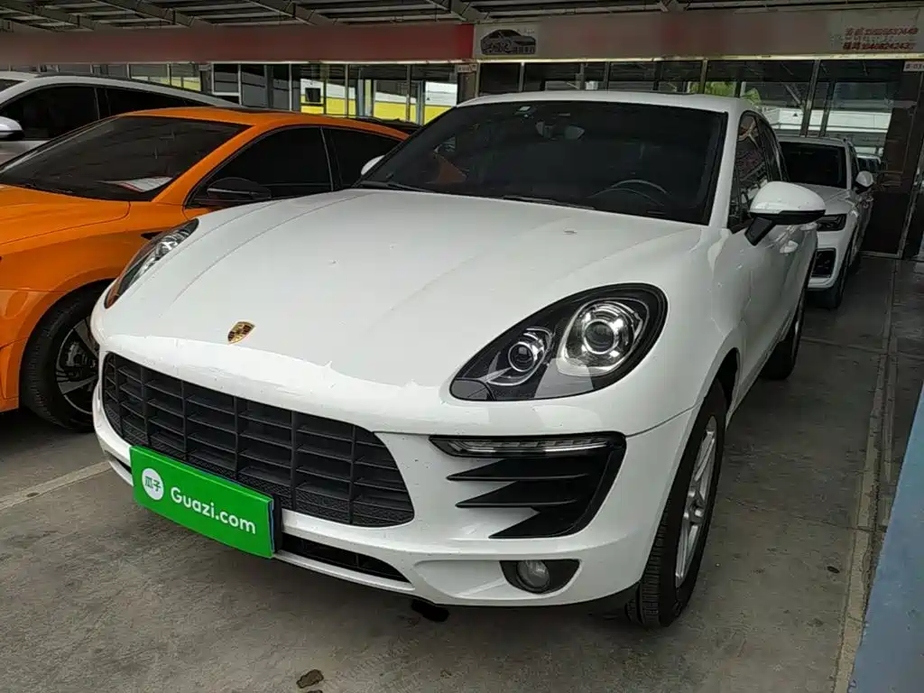 Porsche Macan 2018 — фото 1