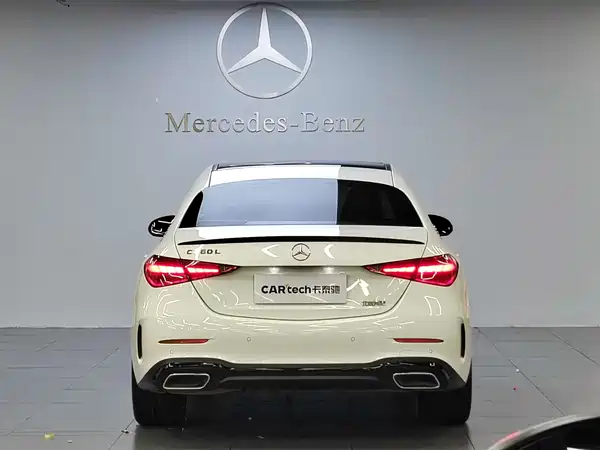 Mercedes-Benz C-Class 2024