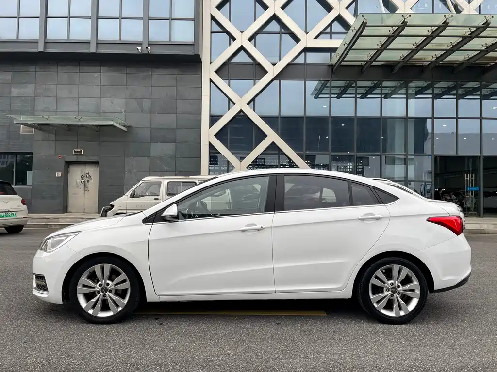 Chery Arrizo 5 2016
