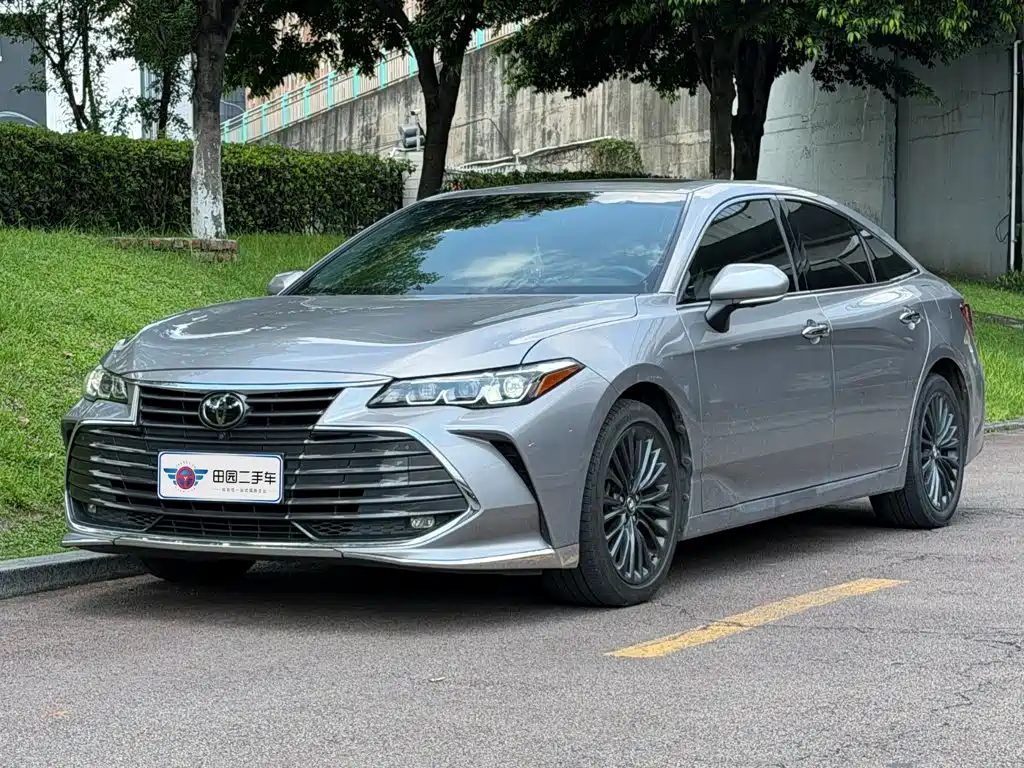 Toyota Avalon 2020 — фото 1