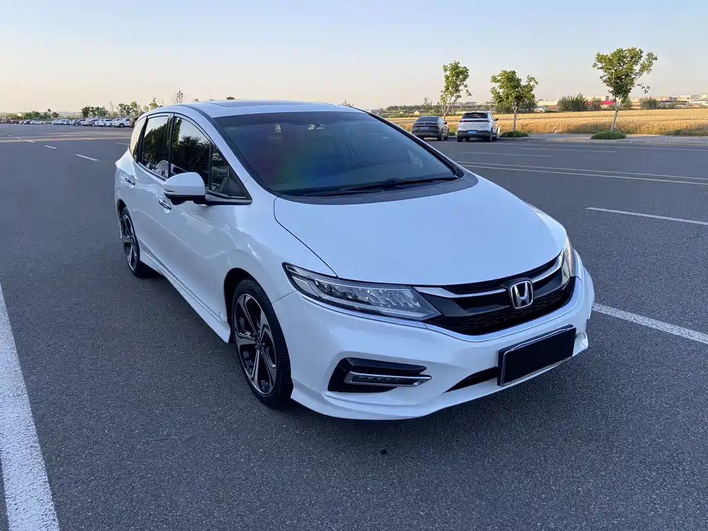 Honda Jade 2017 — фото 3