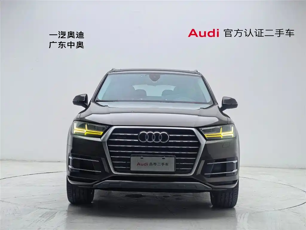 Audi Q7 2018 — фото 2