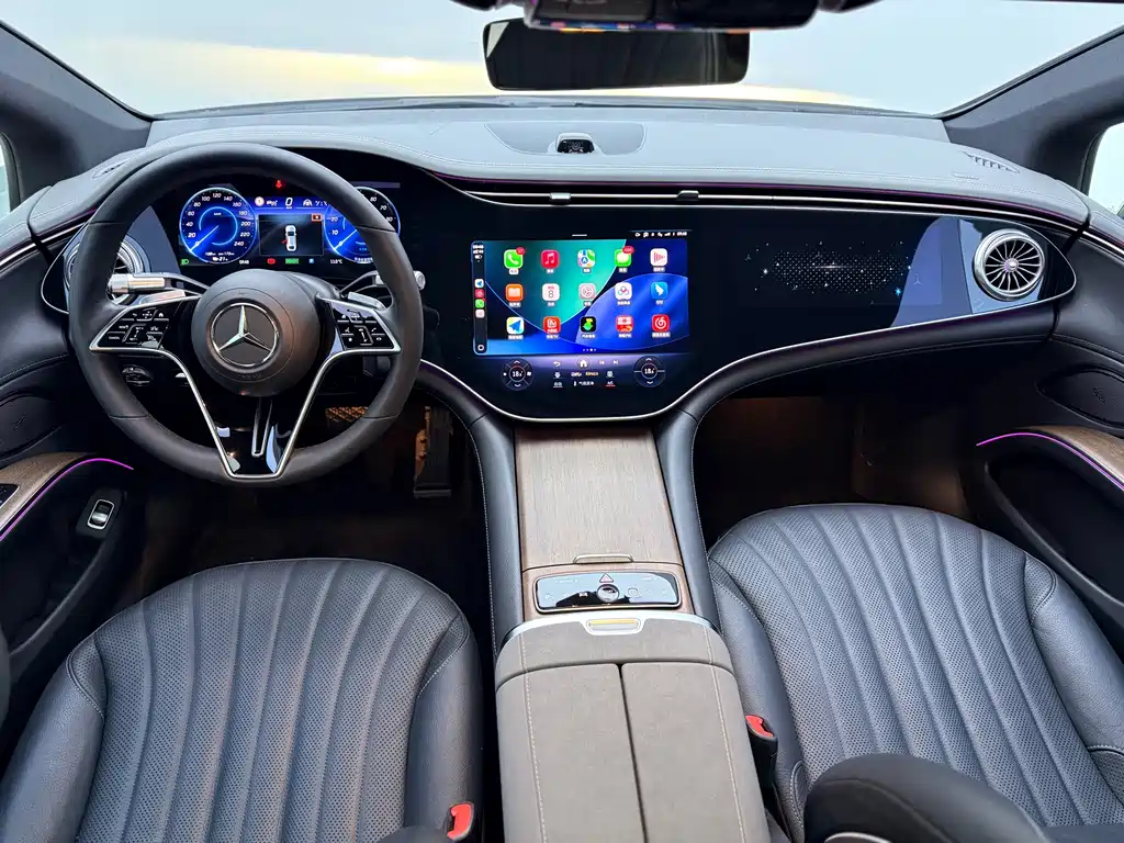 Mercedes-Benz EQS 2024 — фото 15