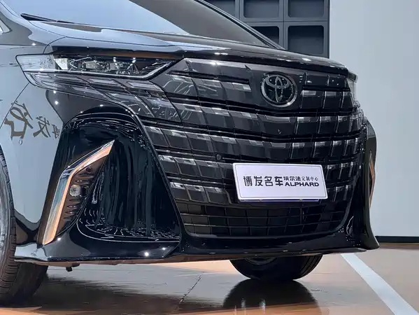 Toyota Alphard 2024