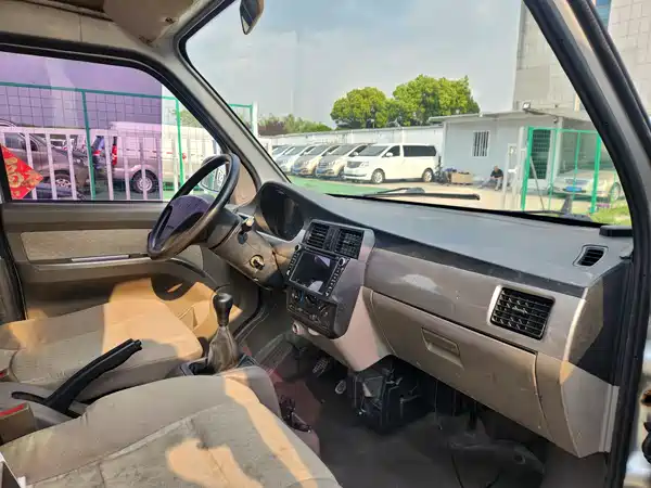 Wuling Rongguang 2011