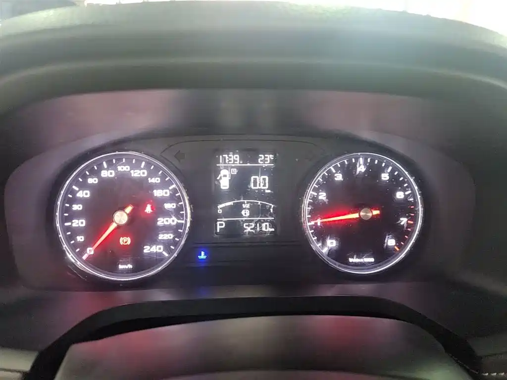 Roewe i6 Classic 2021 — фото 12