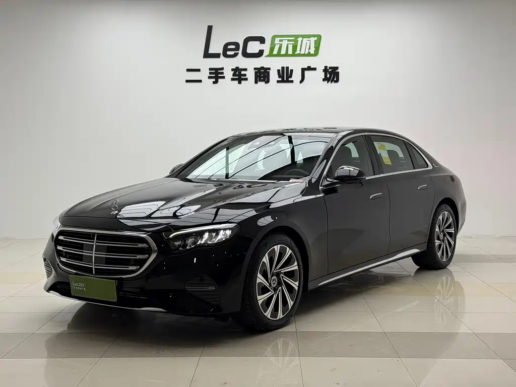 Mercedes-Benz E-Class 2024