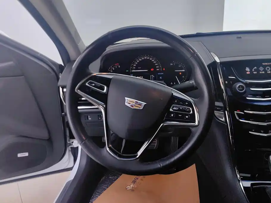 Cadillac ATS-L 2019 — фото 15