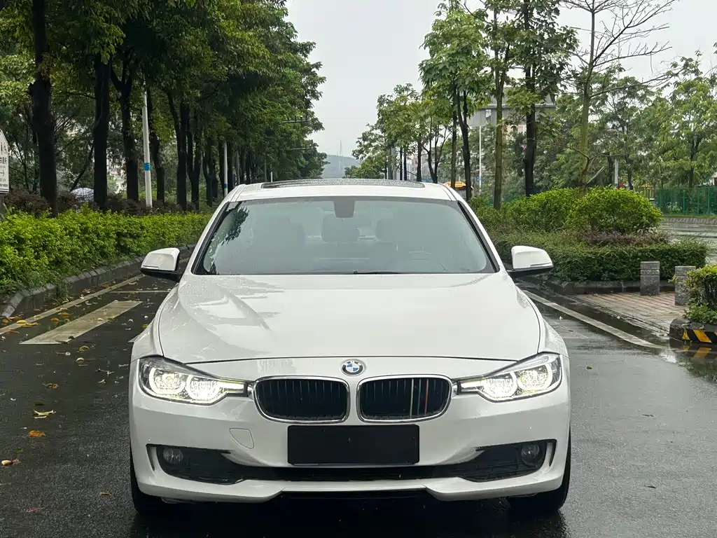 BMW 3 Series 2013
