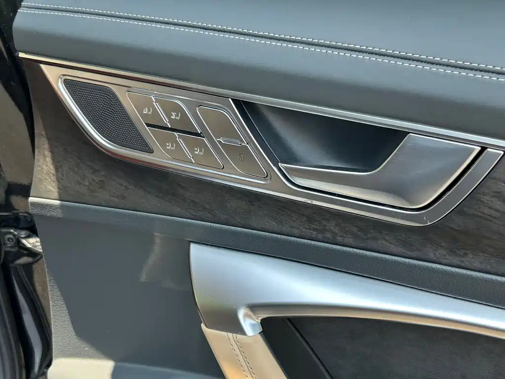 Audi A6L 2022 — фото 16