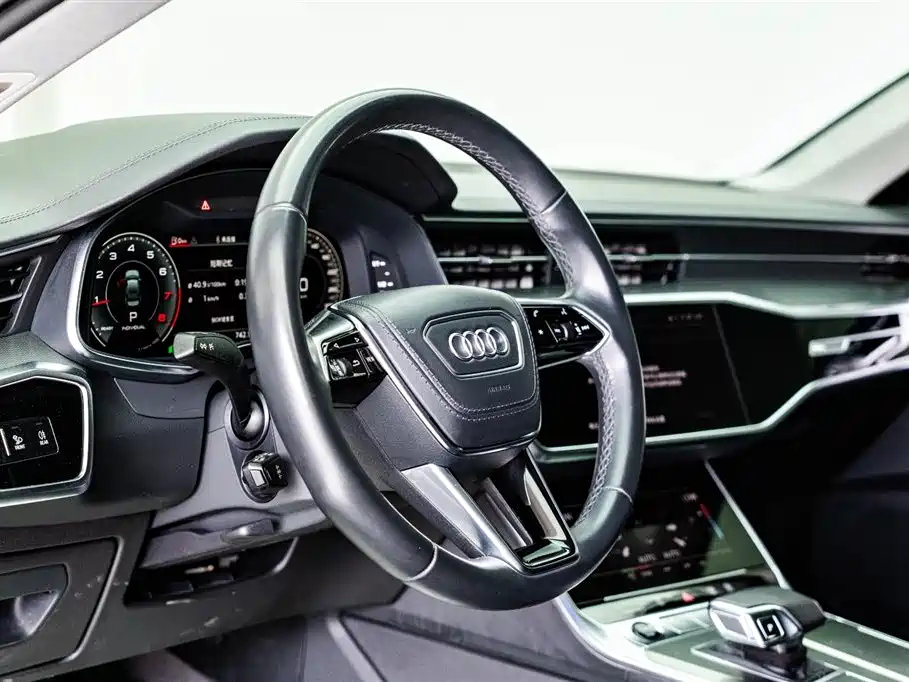 Audi A6L 2023 — фото 18