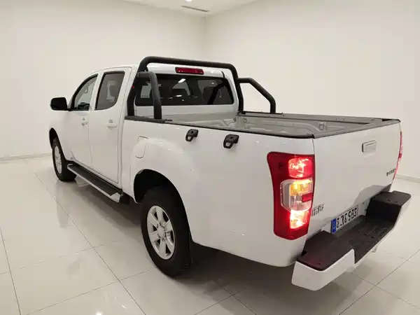 Isuzu RE-MAX Ruimai 2022