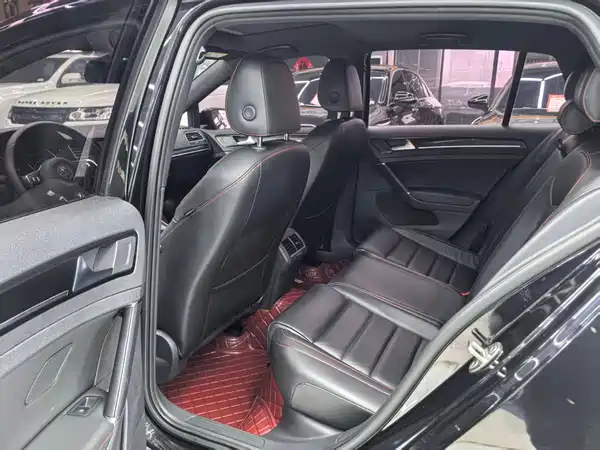 Volkswagen Golf GTI 2016
