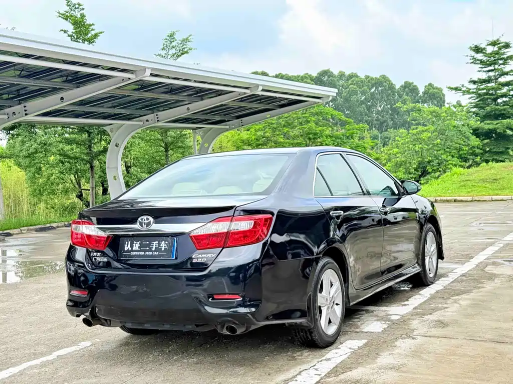 Toyota Camry 2013