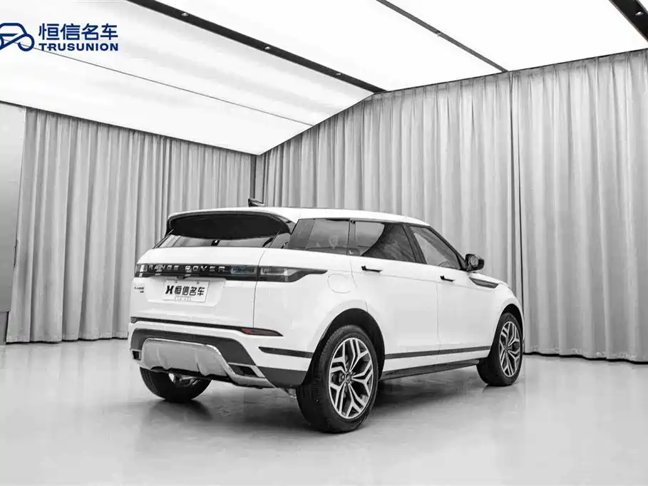 Land Rover Evoque 2023 — фото 5