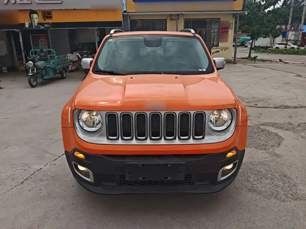 Jeep Renegade 2016 — фото 3